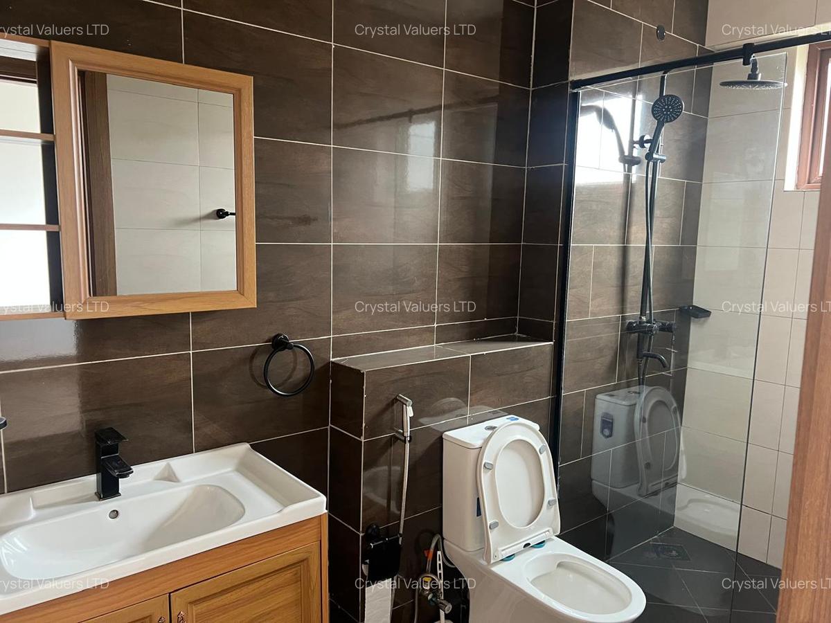 2 Bed Apartment with En Suite in Rhapta Road - 5