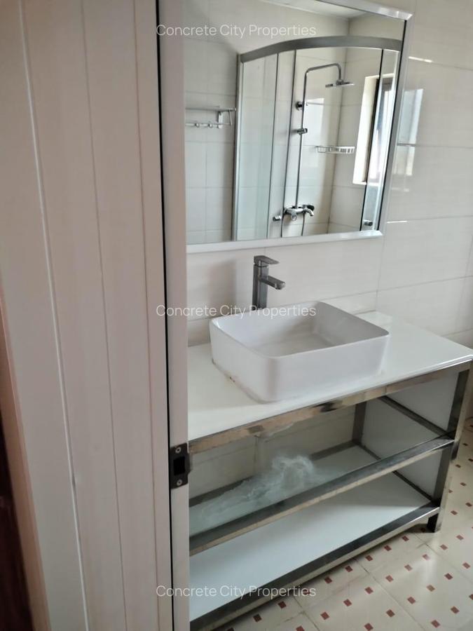 2 Bed Apartment in Kilimani - 4