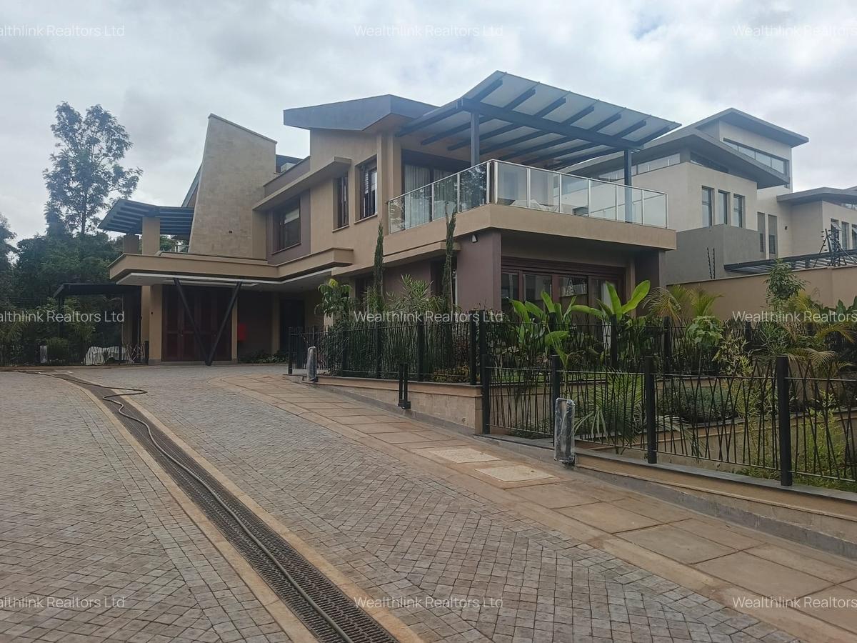 4 Bed Townhouse with En Suite at Runda - 1