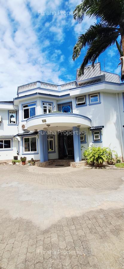 5 Bed House with En Suite at Nyali - 1