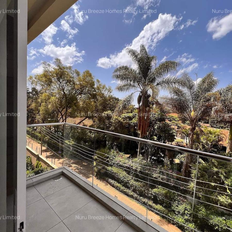 4 Bed Townhouse with En Suite in Lavington - 13