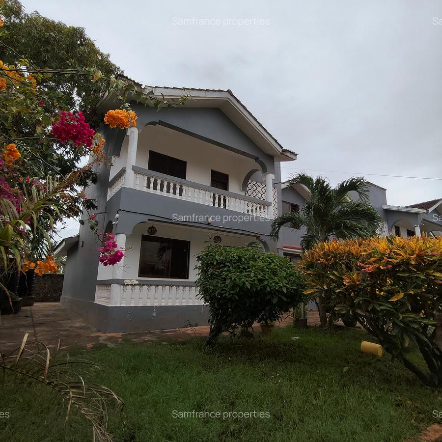 4 Bed Townhouse with En Suite at Serena Shanzu - 2