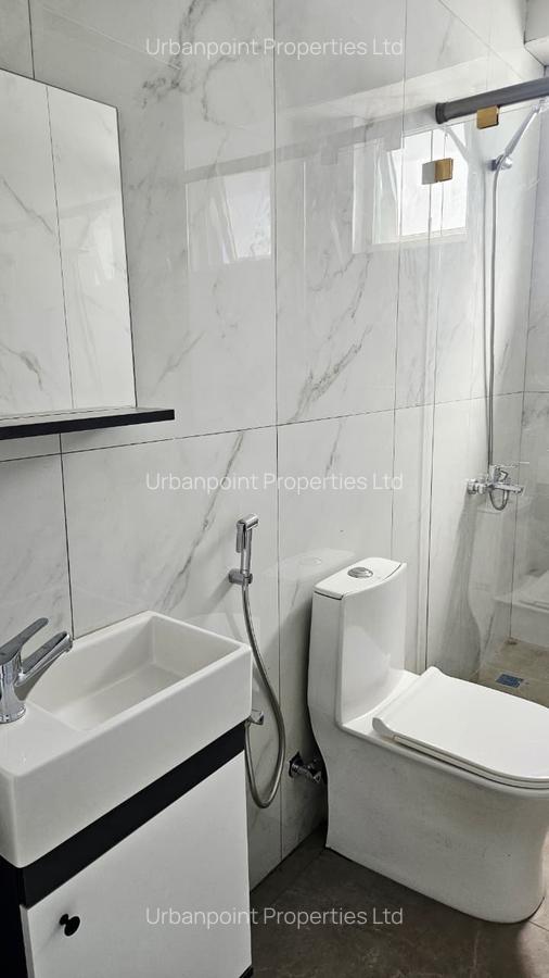2 Bed Apartment with En Suite in Nyali Area - 8