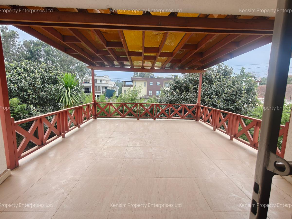 4 Bed Townhouse with En Suite in Lavington - 8