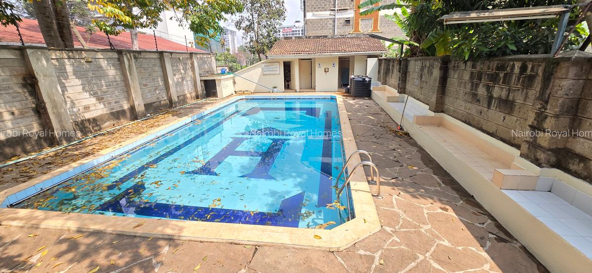 4 Bed Apartment with En Suite at Rhapta Road - 4