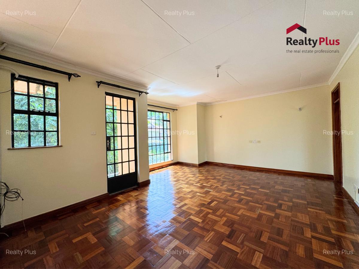 4 Bed Townhouse with En Suite in Runda - 10