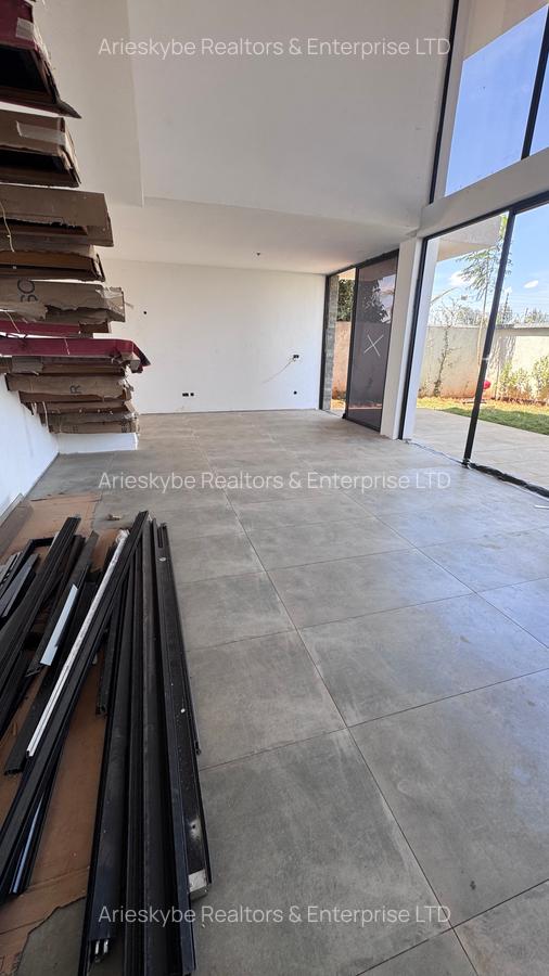 4 Bed Villa with En Suite in Runda - 1