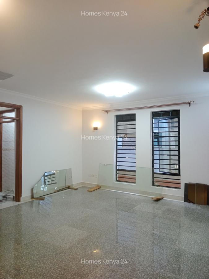 4 Bed Townhouse in Muchatha - 5