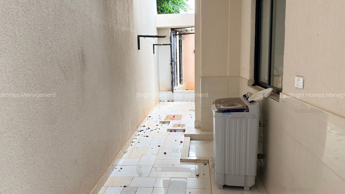 2 Bed Apartment with En Suite in Thigiri - 8