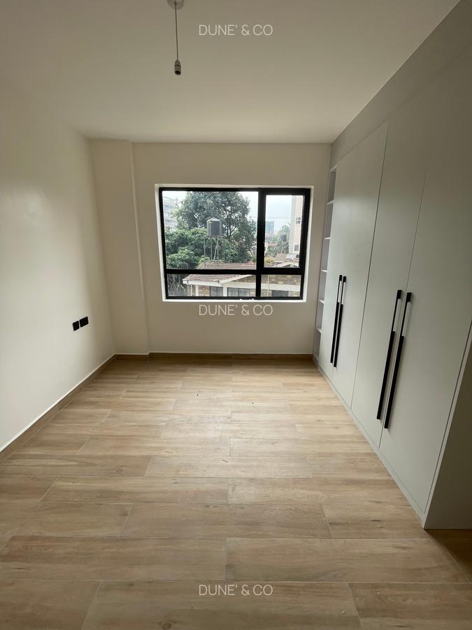 2 Bed Apartment with En Suite in Westlands Area - 16