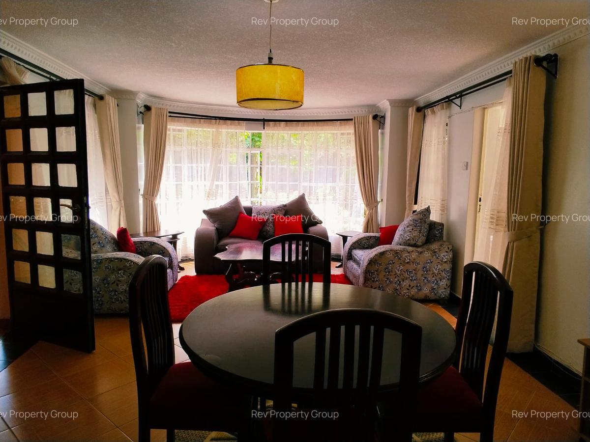2 Bed House with En Suite in Rosslyn - 1