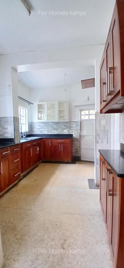 3 Bed House with En Suite at Lavington Green - 15