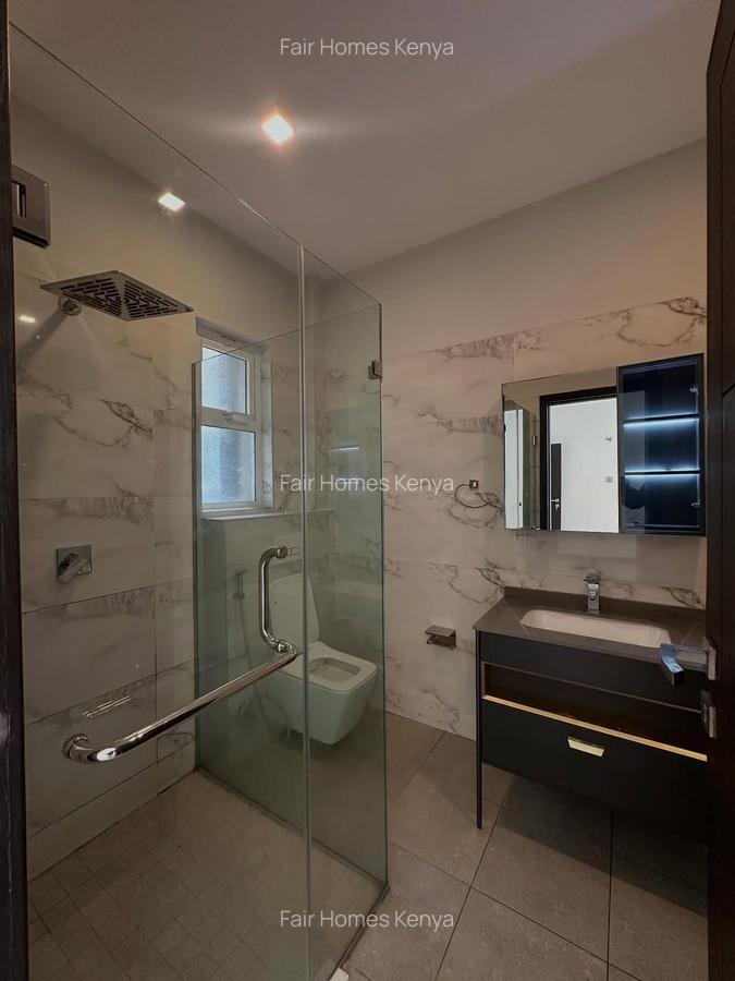 3 Bed Apartment with En Suite at Riverside Drive - 13