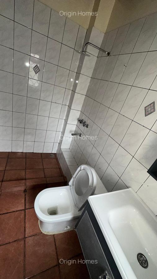 4 Bed House with En Suite at Valley Arcade - 13