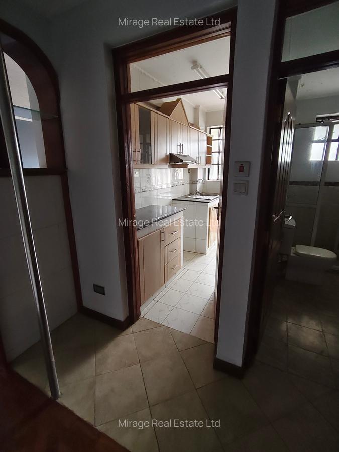 1 Bed Apartment with Parking in Kilimani - 14