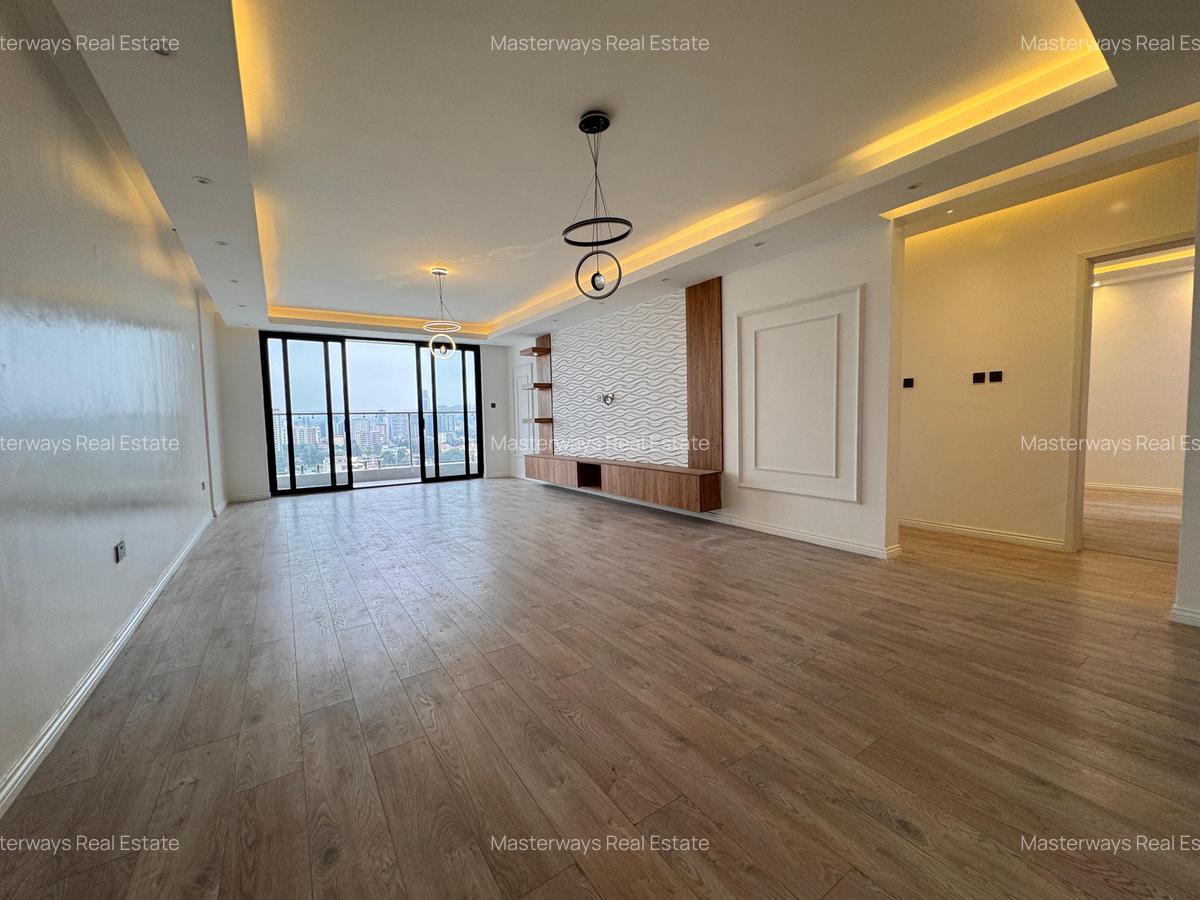 3 Bed Apartment with En Suite in Parklands - 5