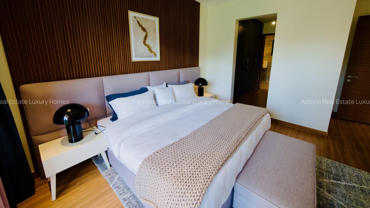 2 Bed Apartment with En Suite at 2026-385 - 18