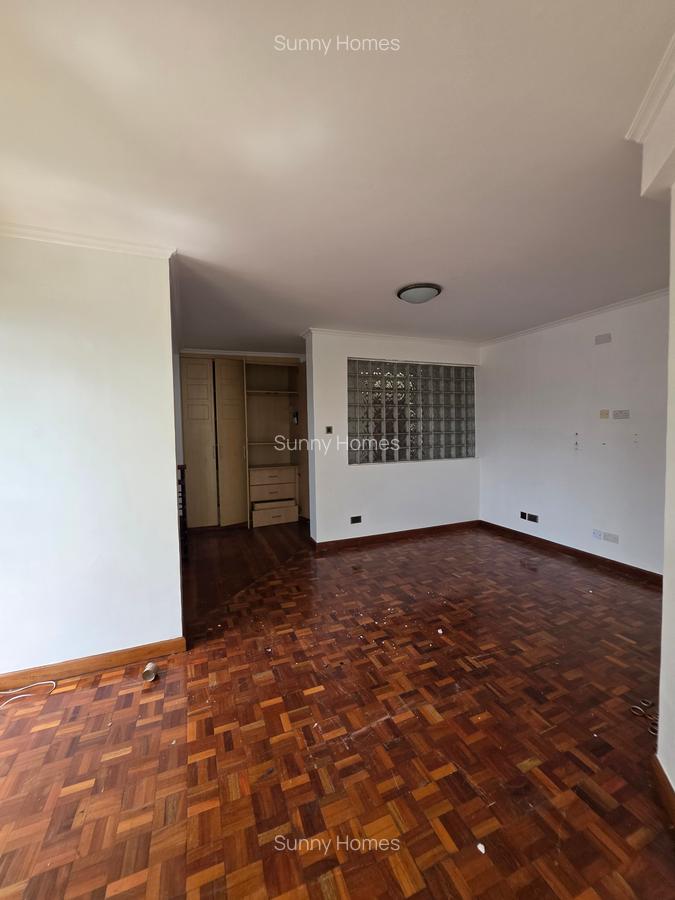 5 Bed Townhouse with En Suite at Maji Mazuri - 16