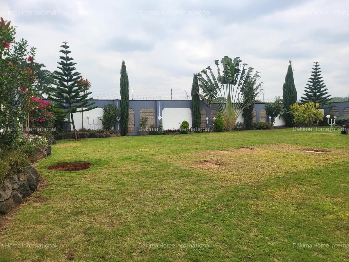 5 Bed House with En Suite in Runda - 19