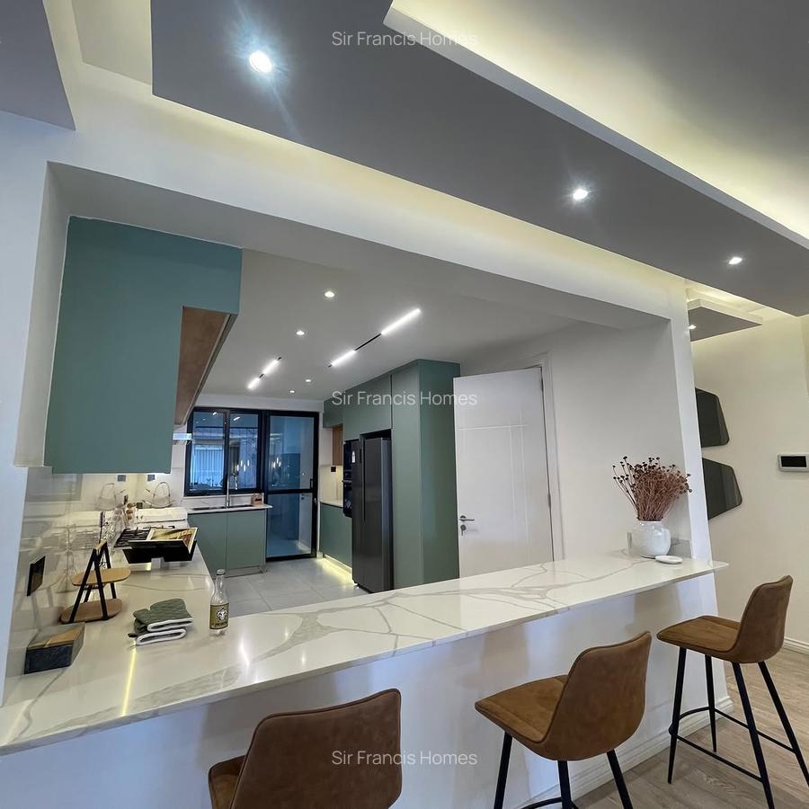 Serviced 3 Bed Apartment with En Suite in Parklands - 11