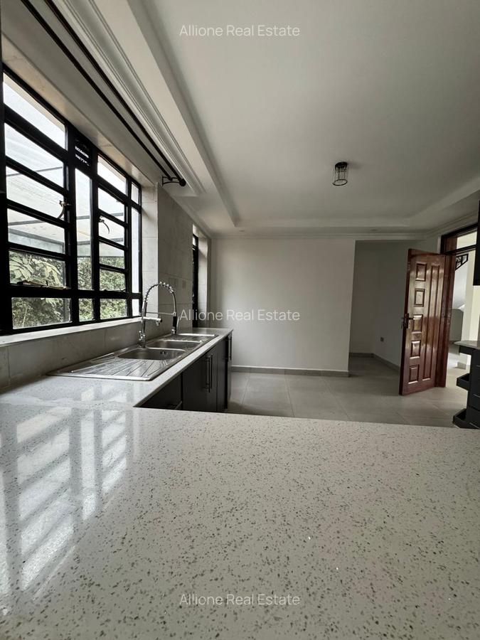 5 Bed Townhouse at Near Galleria Mall - 7