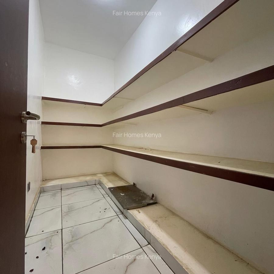 5 Bed Townhouse with En Suite at Gitanga Road - 5