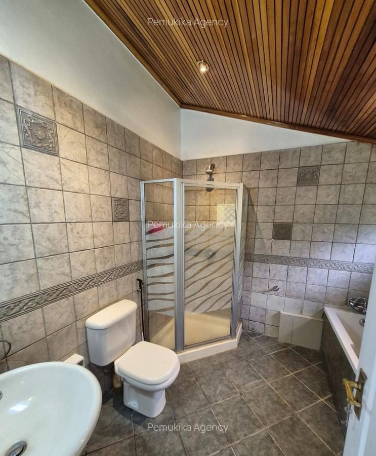 4 Bed Townhouse with En Suite in Thigiri - 10