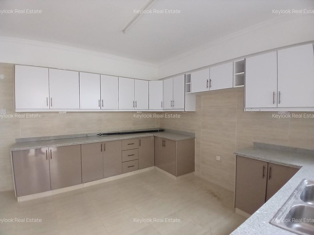 3 Bed Apartment with En Suite at Gitanga Road - 5