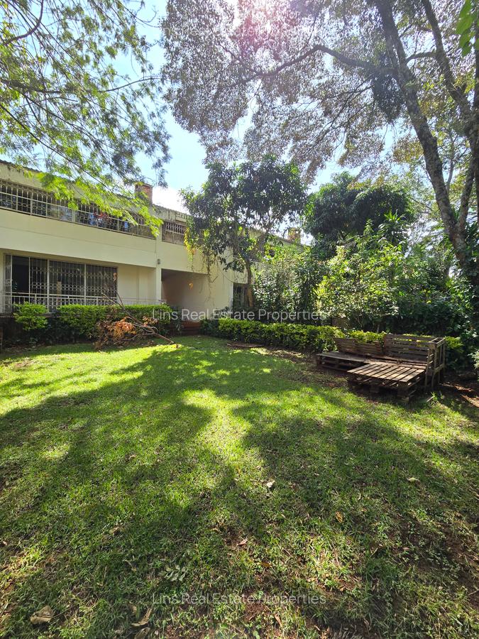 4 Bed Townhouse with En Suite in Spring Valley - 1
