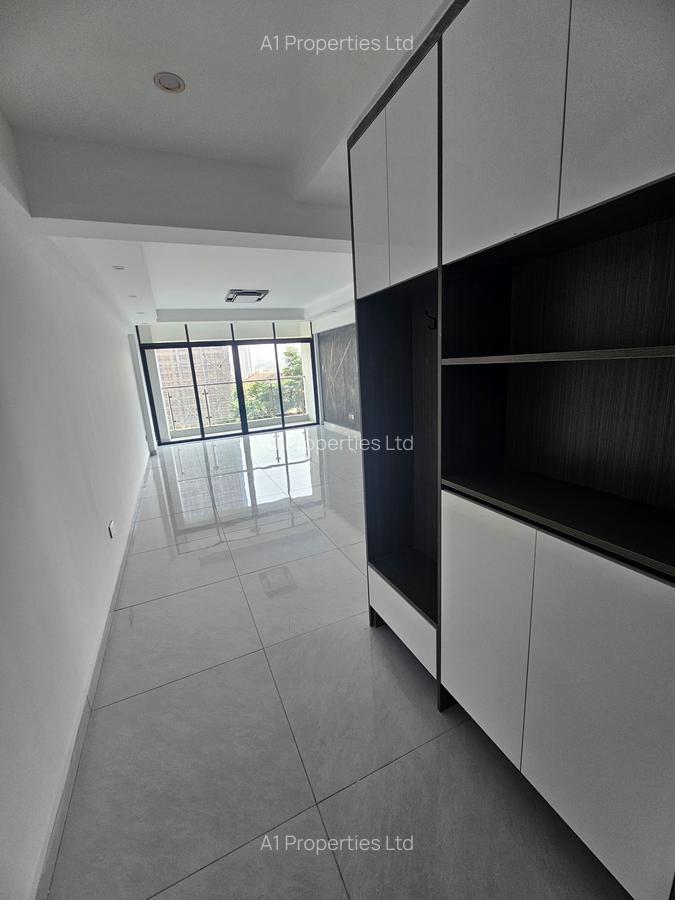 2 Bed Apartment with En Suite in Westlands Area - 3