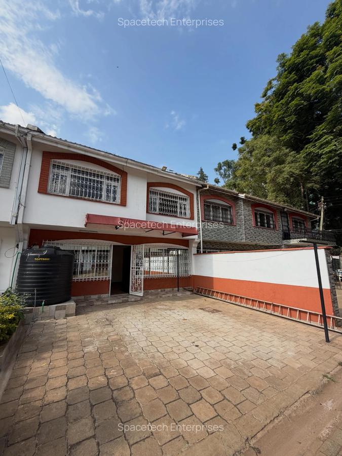 3 Bed Townhouse with Walk In Closet in Westlands Area - 1