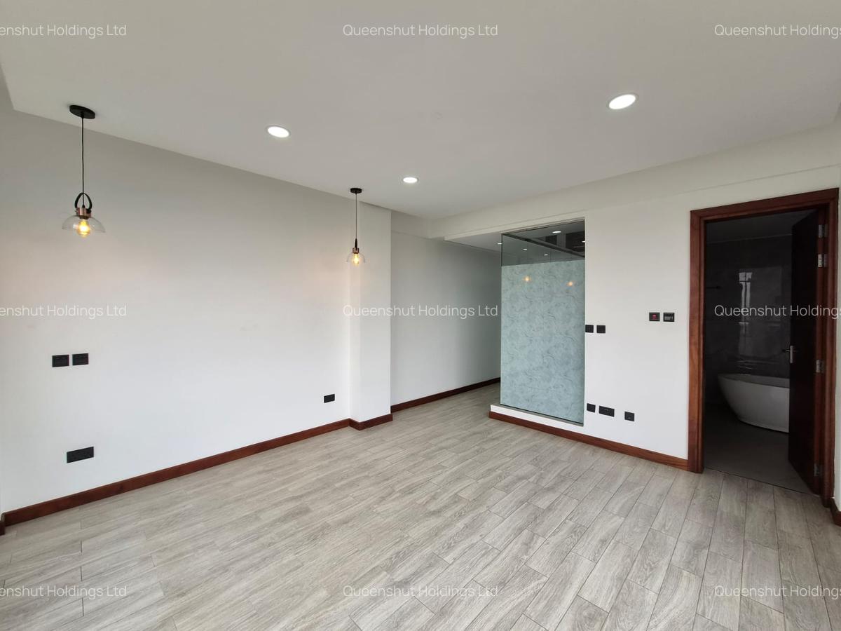 4 Bed Apartment with En Suite in Westlands Area - 10