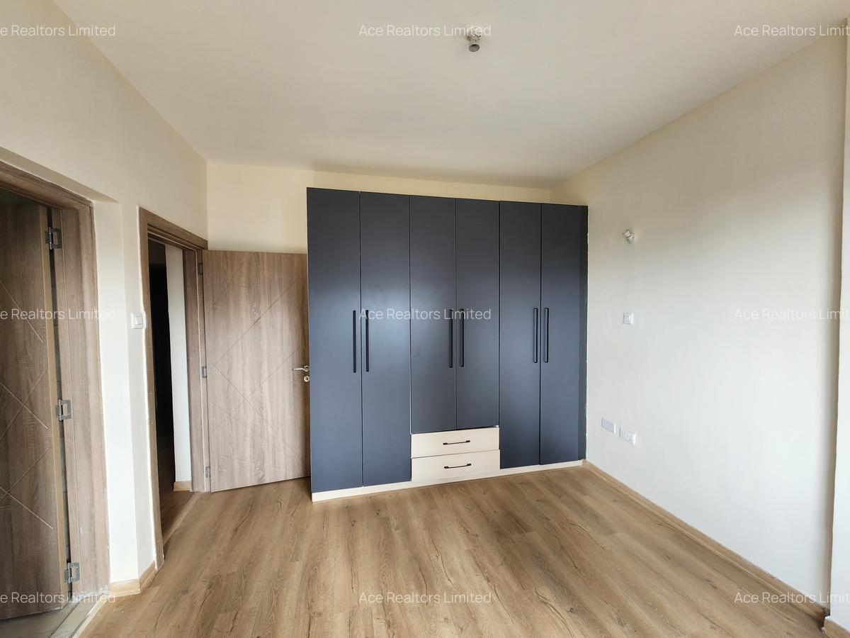 5 Bed Apartment with En Suite at Parklands - 15