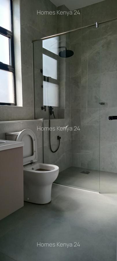 2 Bed Apartment in Runda - 10