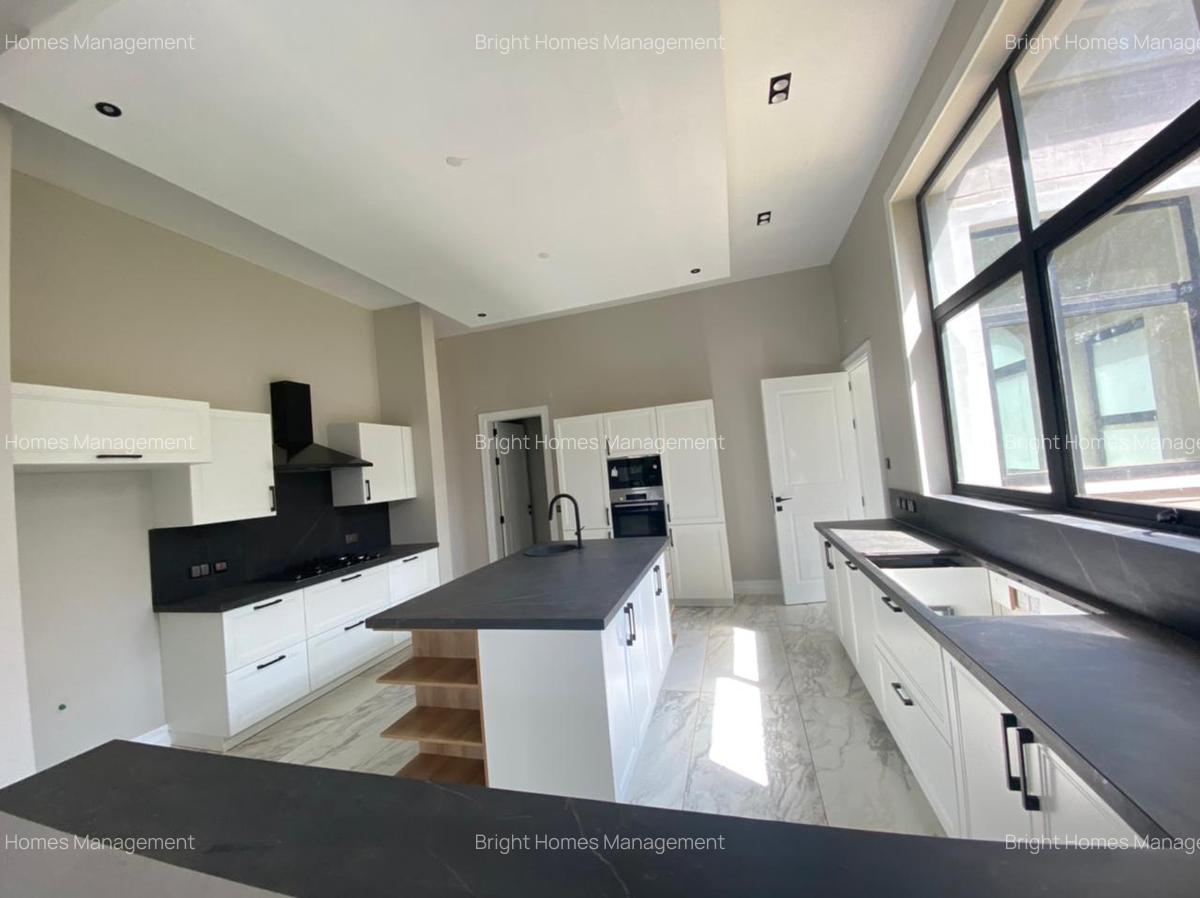 4 Bed Villa with En Suite in Loresho - 8
