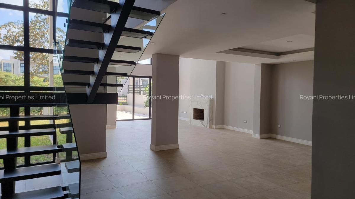 4 Bed Townhouse with En Suite in Kiambu Road - 3