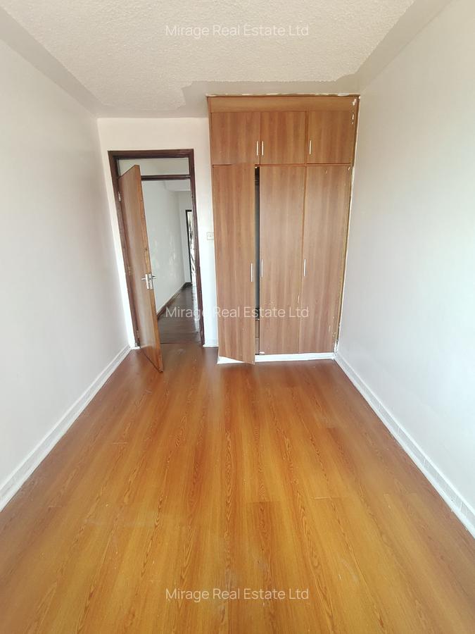 4 Bed Apartment with Swimming Pool in Kileleshwa - 17