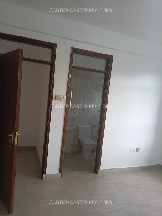 Furnished 2 Bed Apartment with En Suite in Garden Estate - 20