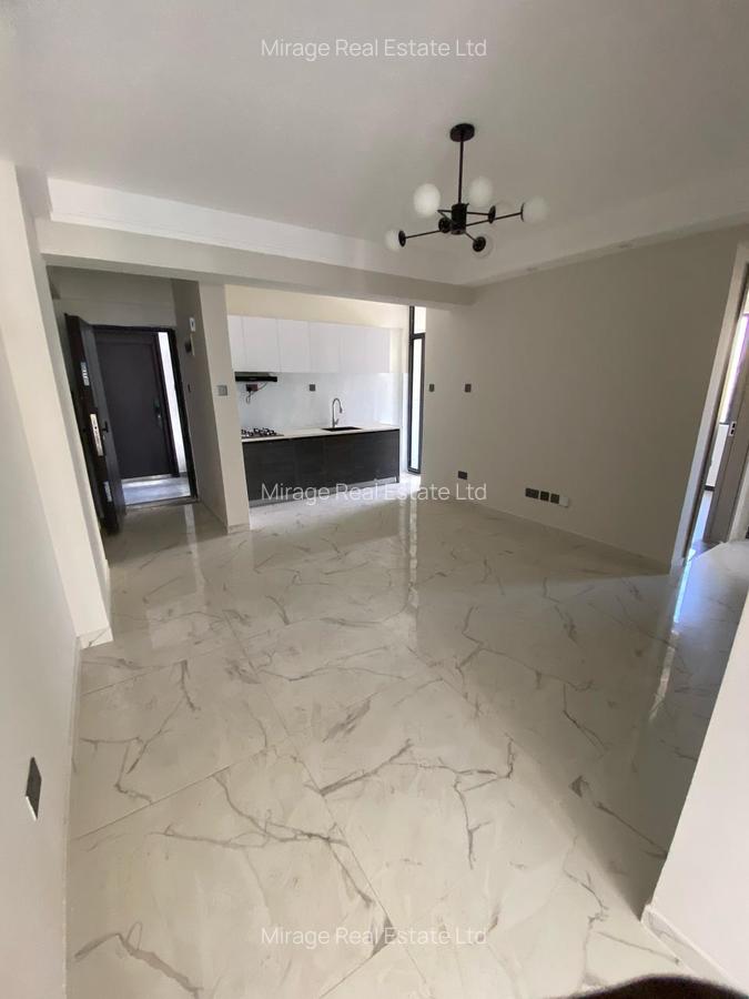 1 Bed Apartment with Gym in Kilimani - 9