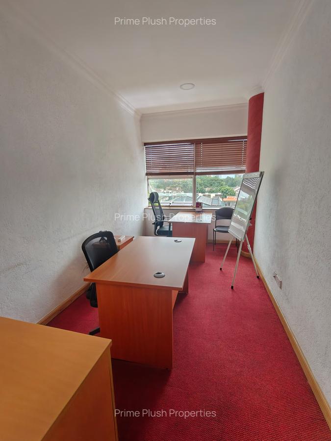 4,505 ft² Office with Parking in Parklands - 5