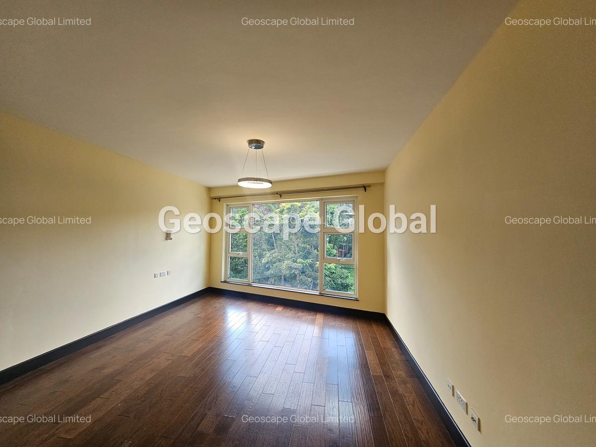 5 Bed Apartment with En Suite in Spring Valley - 7
