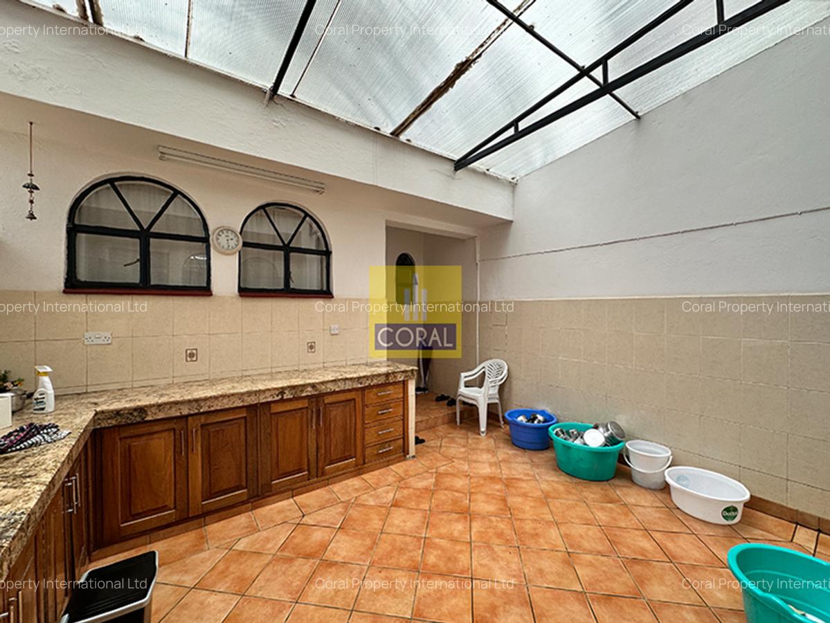 5 Bed Townhouse in Westlands Area - 6