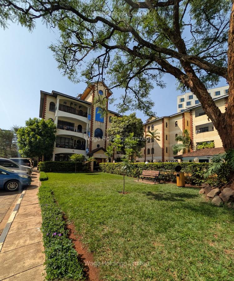 3 Bed Apartment with En Suite in Kilimani - 5