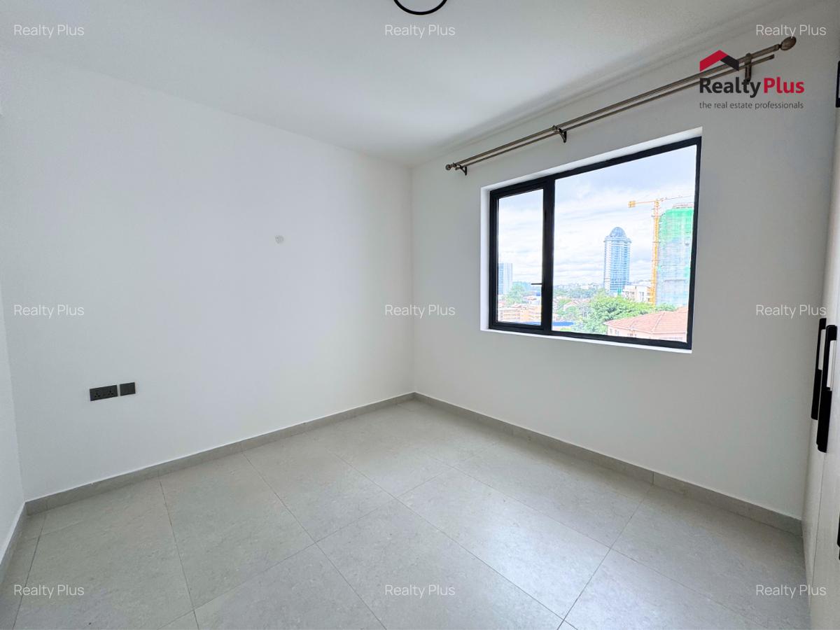 3 Bed Apartment with En Suite at Brookeside Drive - 4
