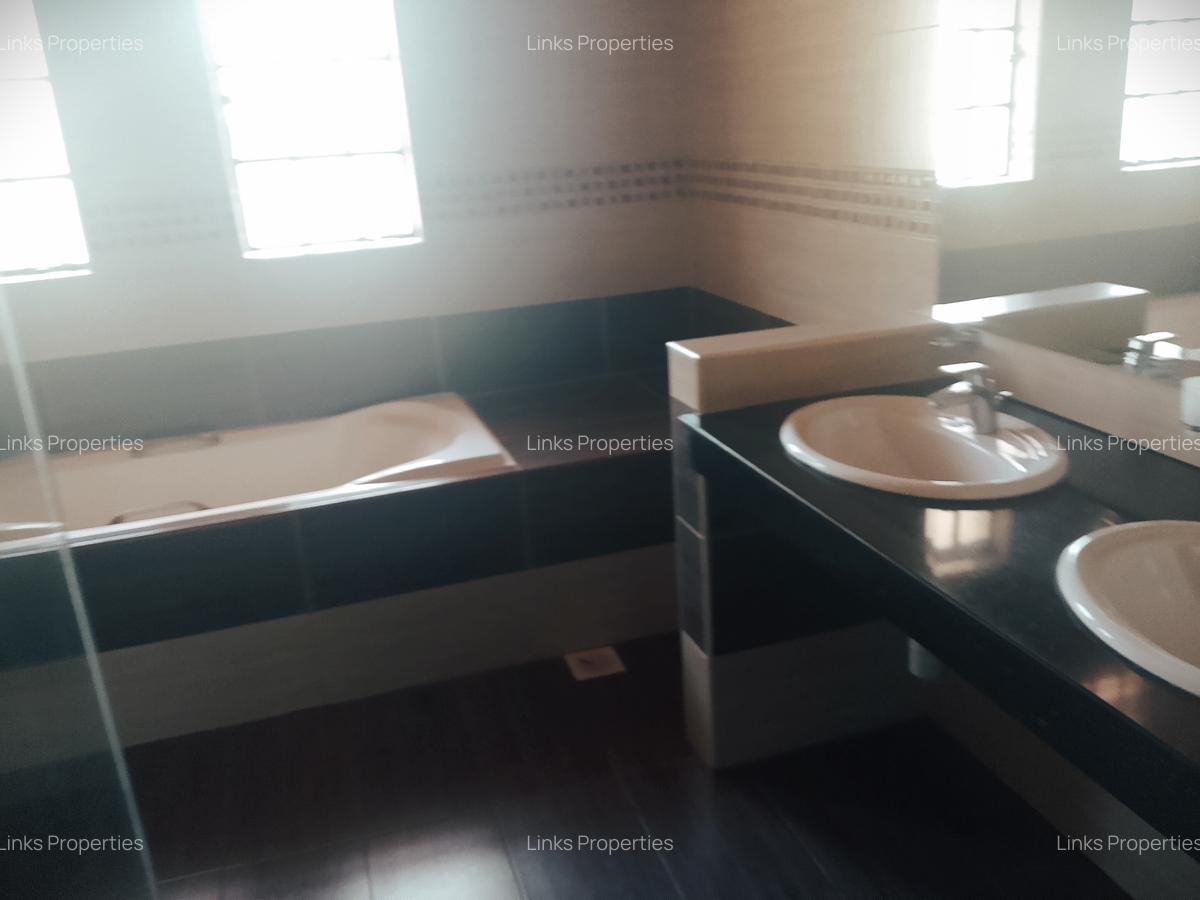 4 Bed Townhouse with En Suite at Karen - 13