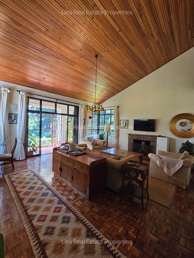 5 Bed House with En Suite in Runda - 6