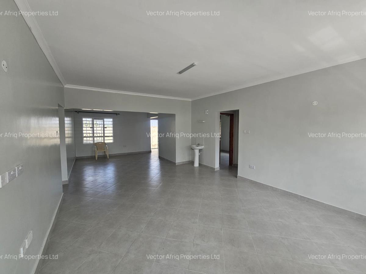4 Bed House with En Suite in Kitengela - 12