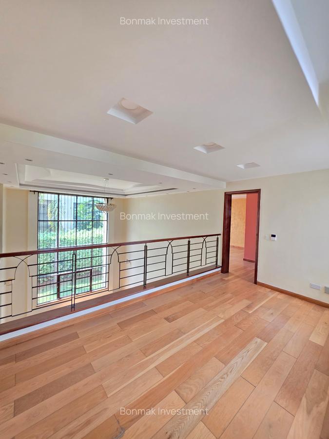 4 Bed Townhouse with En Suite at Lavington Green - 4