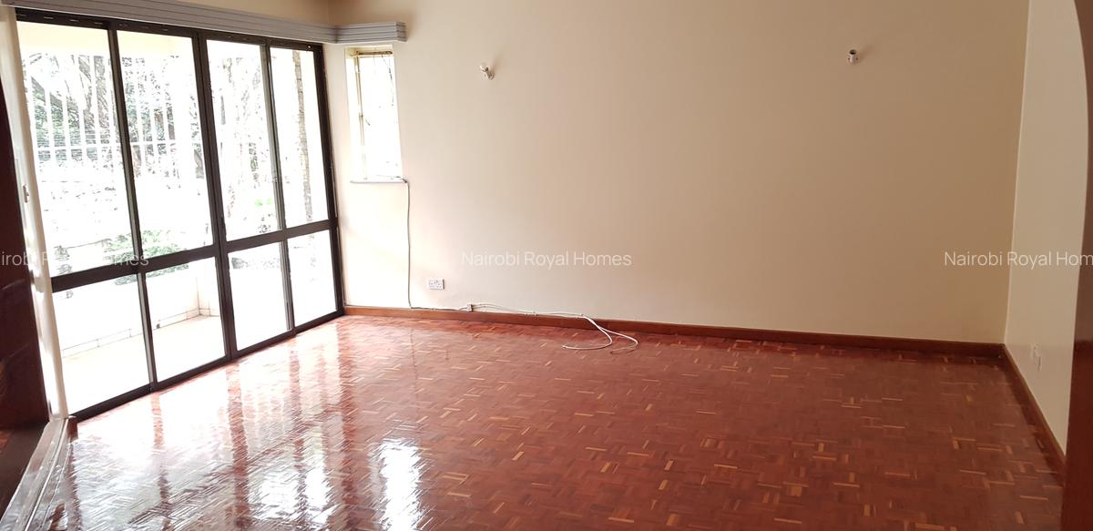 5 Bed Townhouse with En Suite at James Gichuru - 9