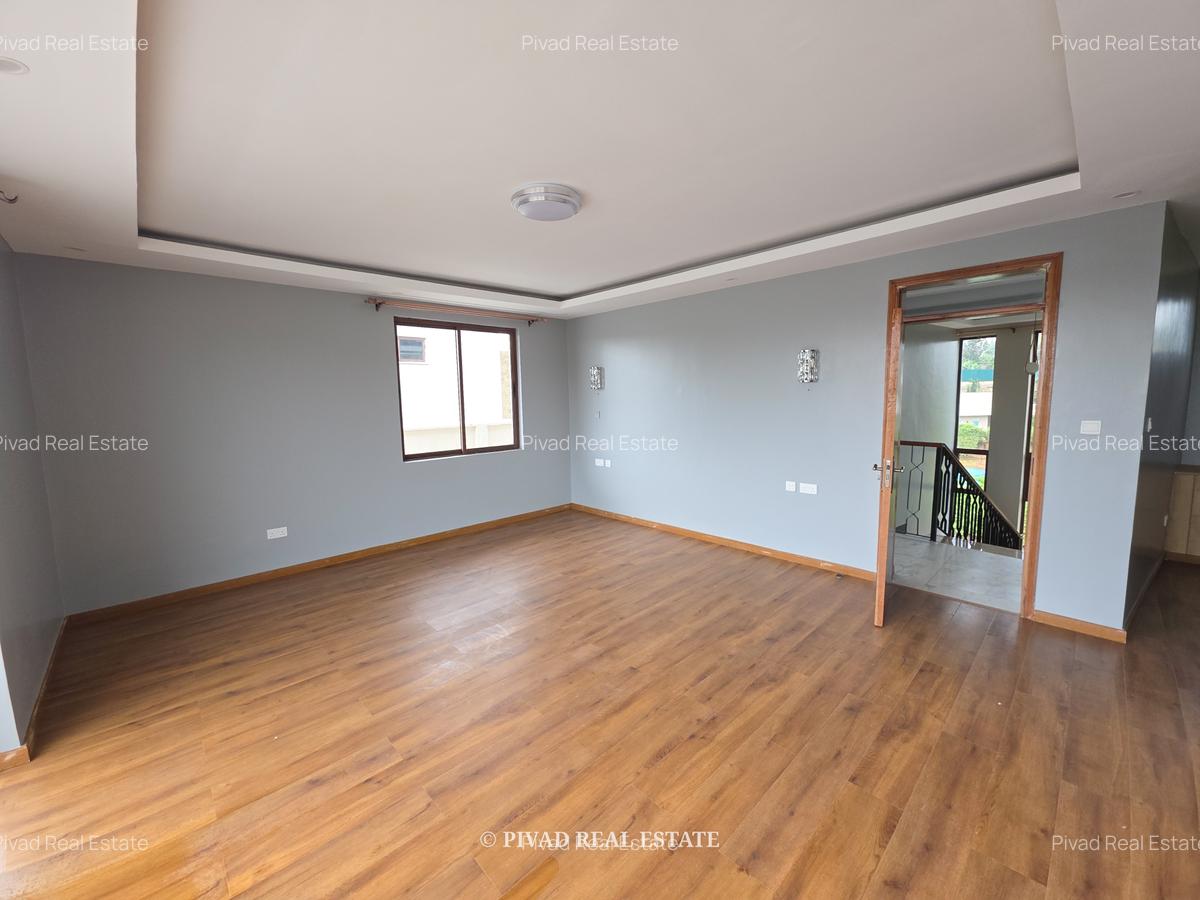4 Bed Townhouse with Swimming Pool in Runda - 5